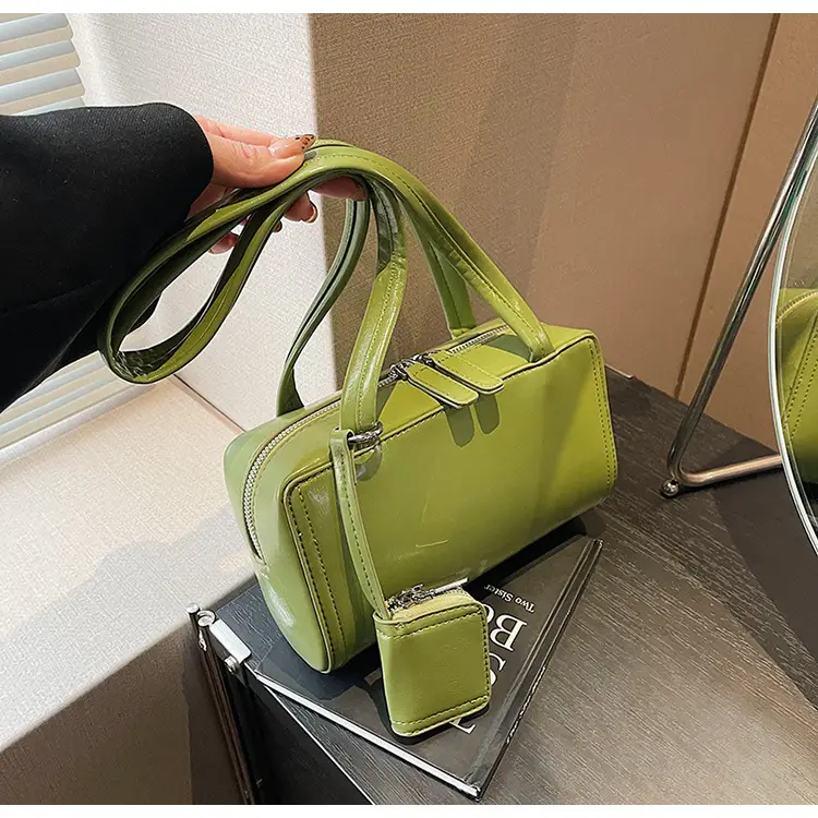 Women's Black Fringed Shoulder Bag Autumn Winter 2024 — feature 49