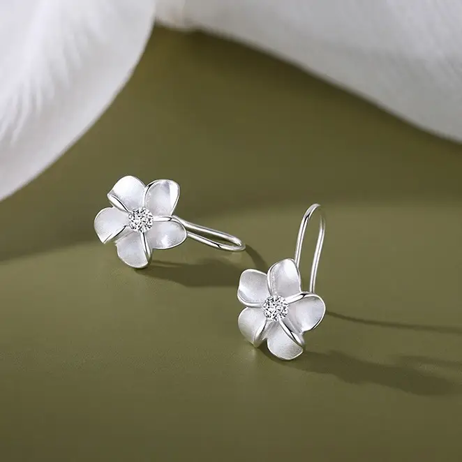 Frosted Zircon Flower Earrings Alice Design - Image 5