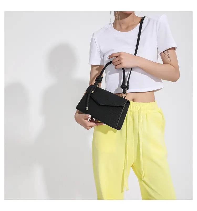 Green Knitted Shoulder Bag for Women 2023 — feature 18