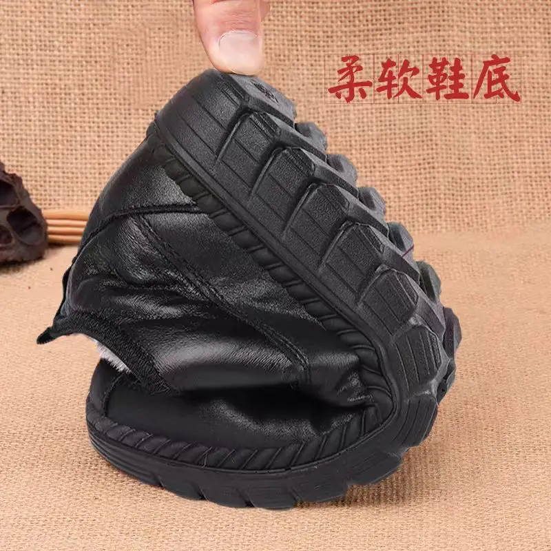 Winter Fleece-Lined Warm Cloth Shoes for Women, Cotton Shoes for Middle-Aged and Elderly Mothers, Soft-Soled Non-Slip Cotton Boots, Mother's Shoes with Non-Slip Soft Soles — feature 4