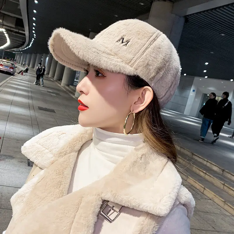 Black Plush Baseball Cap for Girls Winter Warm - Image 4