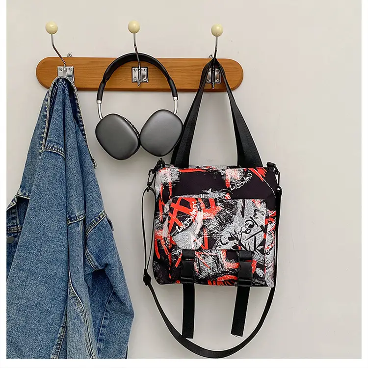 Women Printed Graffiti Shoulder Bag Large Capacity Nylon - Image 4