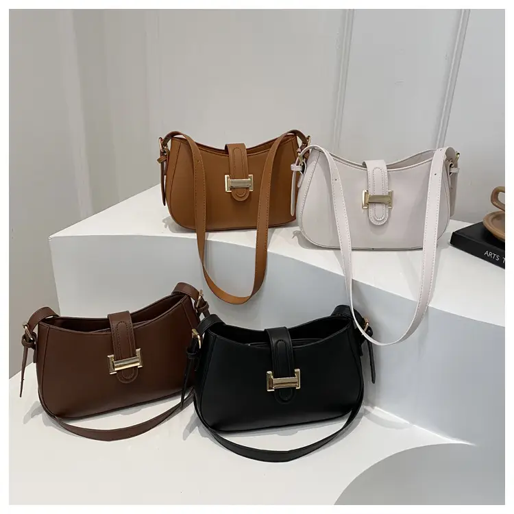 Women's Brown Leather Shoulder Bag with Gold Clasp - Image 6
