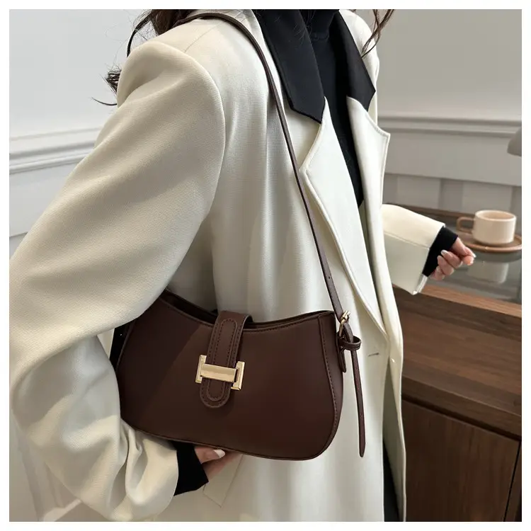 Women's Brown Leather Shoulder Bag with Gold Clasp — feature 19