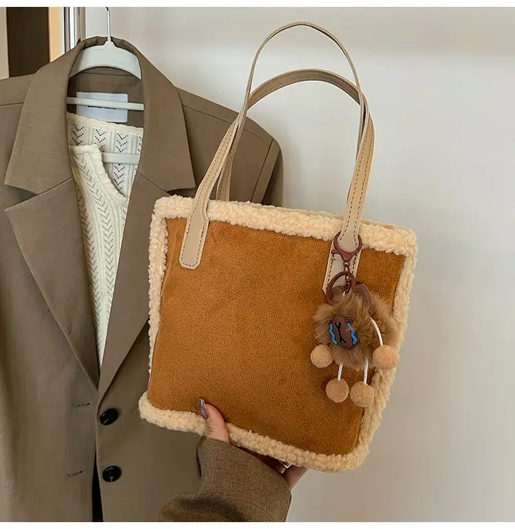Lamb Wool Shoulder Bag Vintage Tassel Design — feature 13