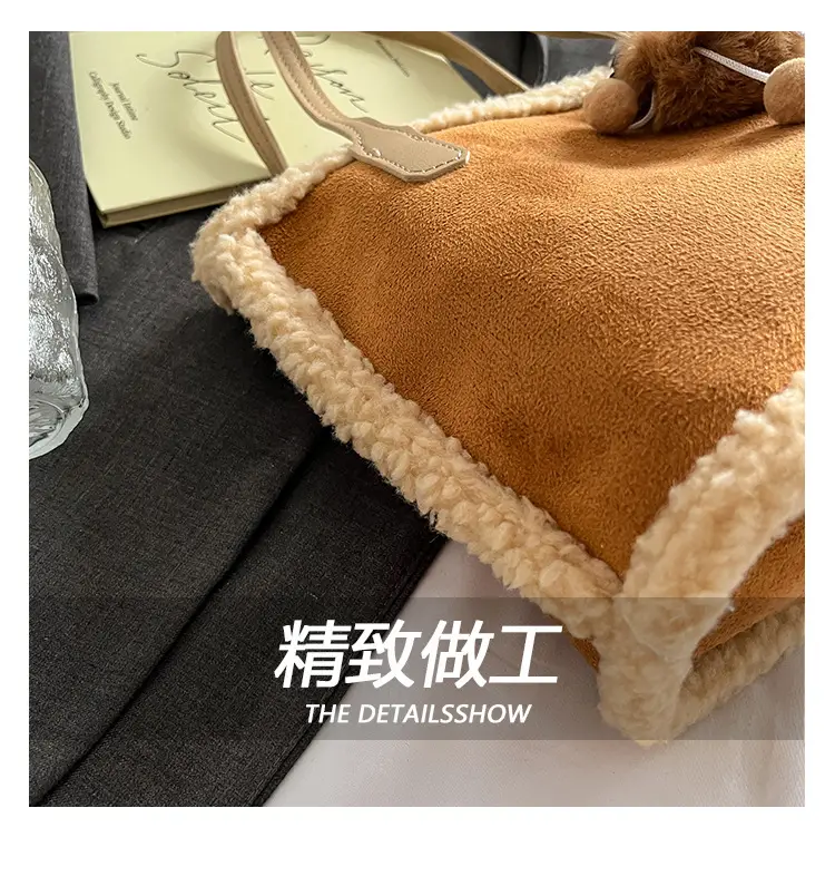 Lamb Wool Shoulder Bag Vintage Tassel Design — feature 9