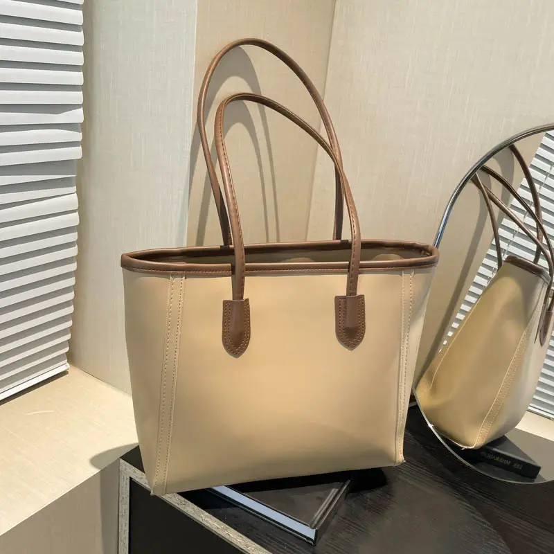 Vintage White Large Capacity Women's Tote Bag
