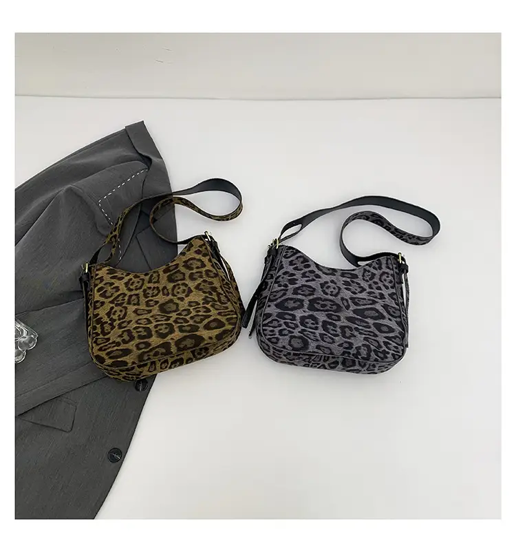 Leopard Print Women's Shoulder Bag 2024 Winter — feature 31