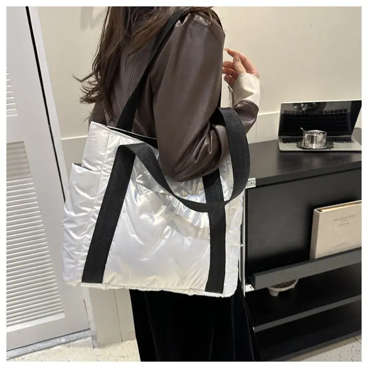 Black Korean Style Rhomboid Tote Bag for Women — feature 19