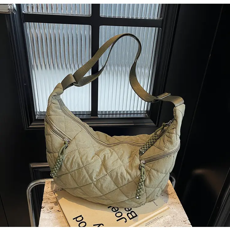 Vintage Quilted Shoulder Bag Olive Green Large Capacity — feature 74