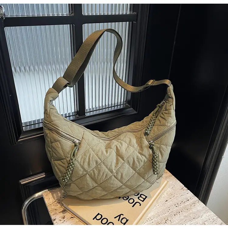 Vintage Quilted Shoulder Bag Olive Green Large Capacity — feature 75