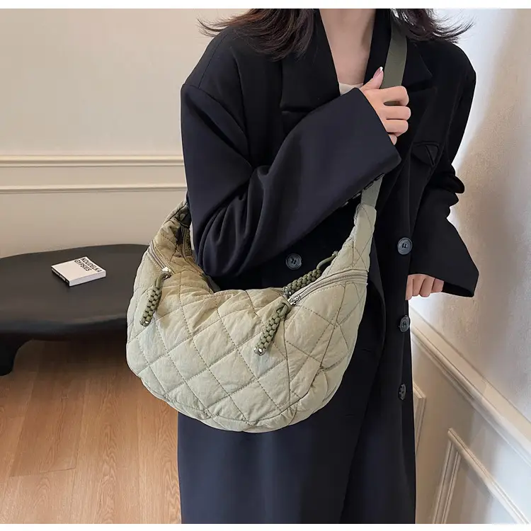 Vintage Quilted Shoulder Bag Olive Green Large Capacity — feature 79