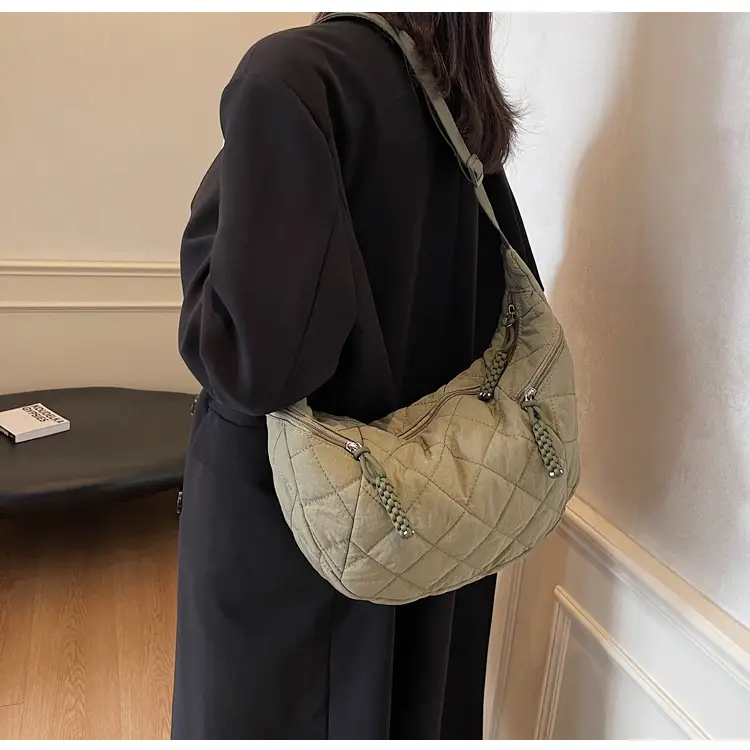 Vintage Quilted Shoulder Bag Olive Green Large Capacity — feature 82