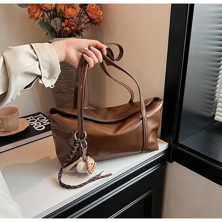 Black Korean Underarm Bag for Women 2024 — feature 16