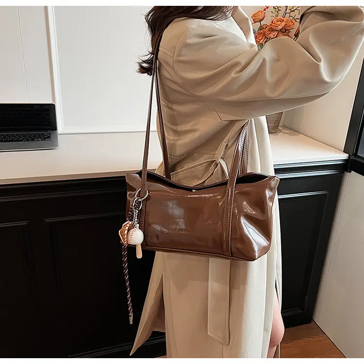 Black Korean Underarm Bag for Women 2024 — feature 23