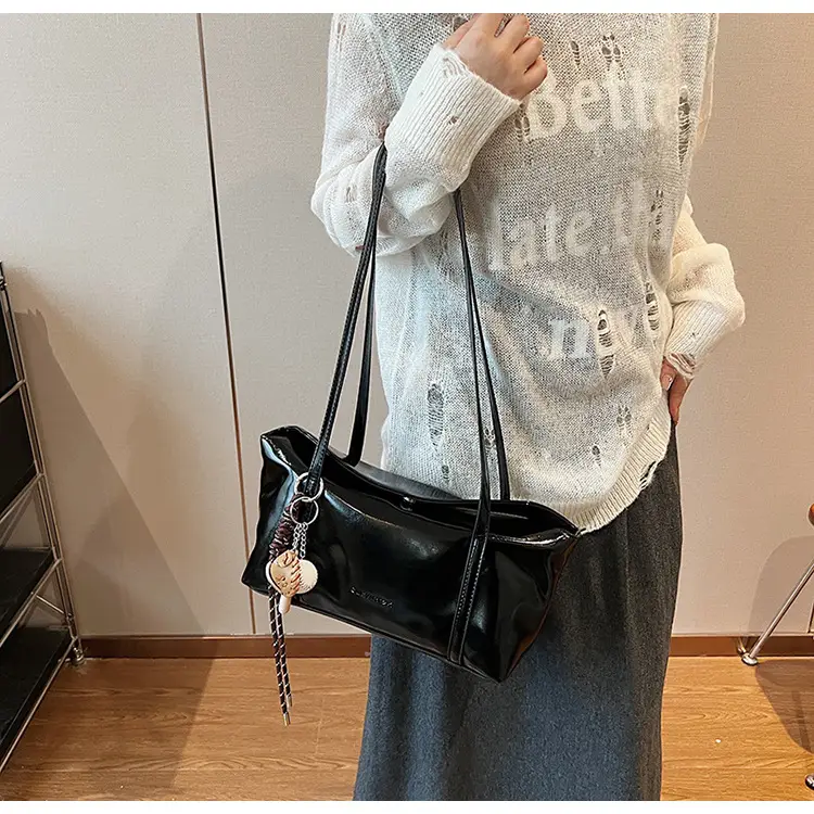 Black Korean Underarm Bag for Women 2024 — feature 27