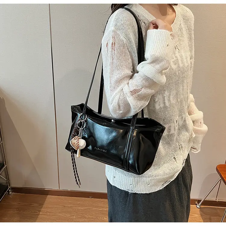 Black Korean Underarm Bag for Women 2024 — feature 30
