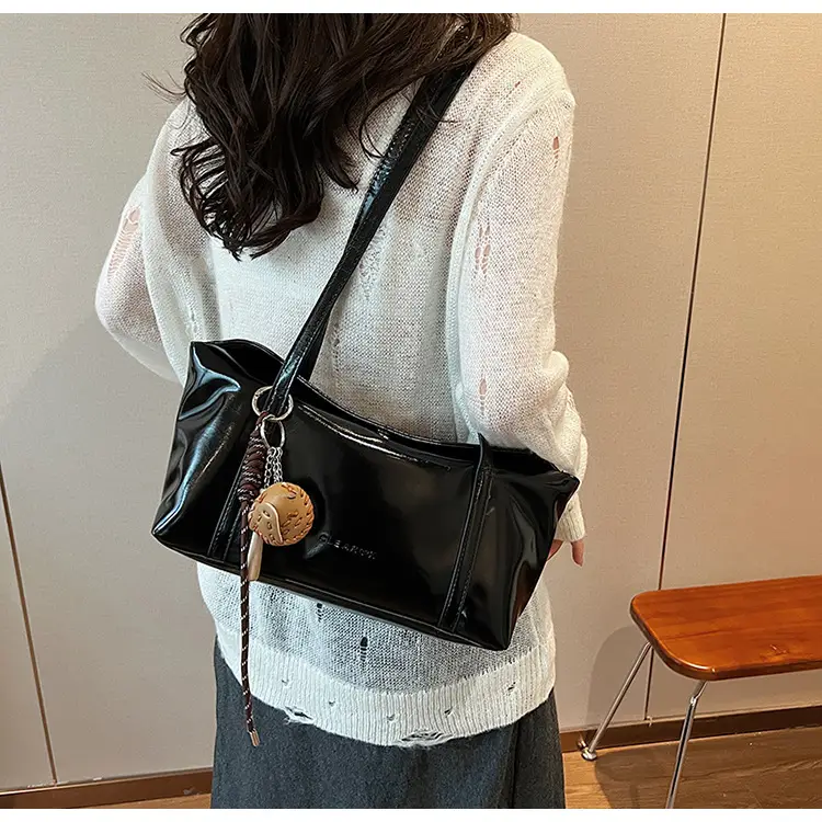 Black Korean Underarm Bag for Women 2024 — feature 31