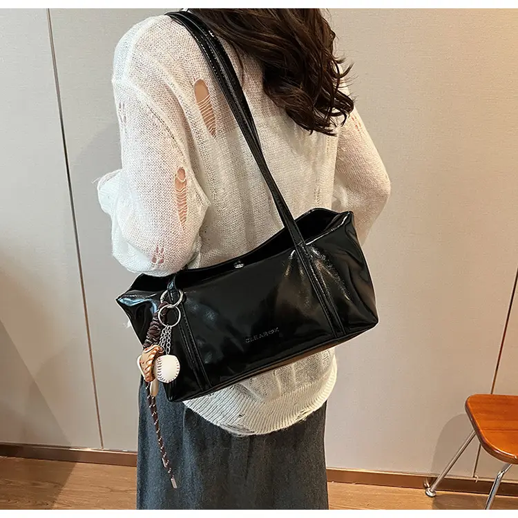 Black Korean Underarm Bag for Women 2024 — feature 32
