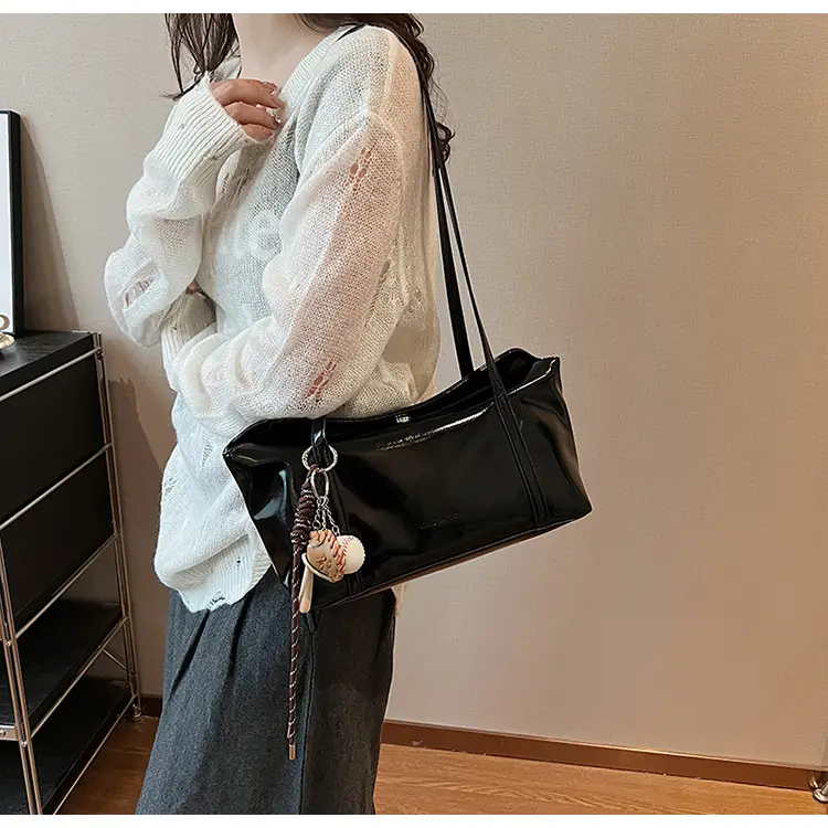 Black Korean Underarm Bag for Women 2024 — feature 33
