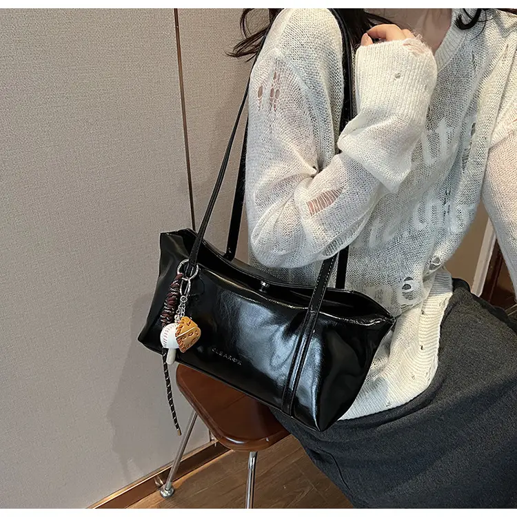 Black Korean Underarm Bag for Women 2024 — feature 35