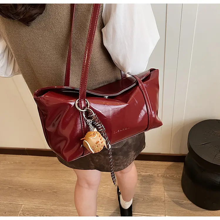 Black Korean Underarm Bag for Women 2024 — feature 38