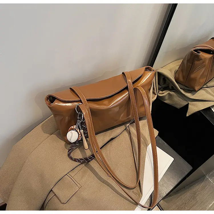 Black Korean Underarm Bag for Women 2024 — feature 44