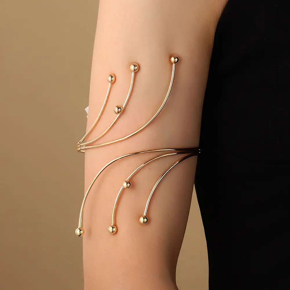 Cross-border European and American Open Arm Ring Bracelet Advanced Sense Niche Joker Bracelet Exaggerated Personality Fashion Jewelry Women Wholesale — feature 11