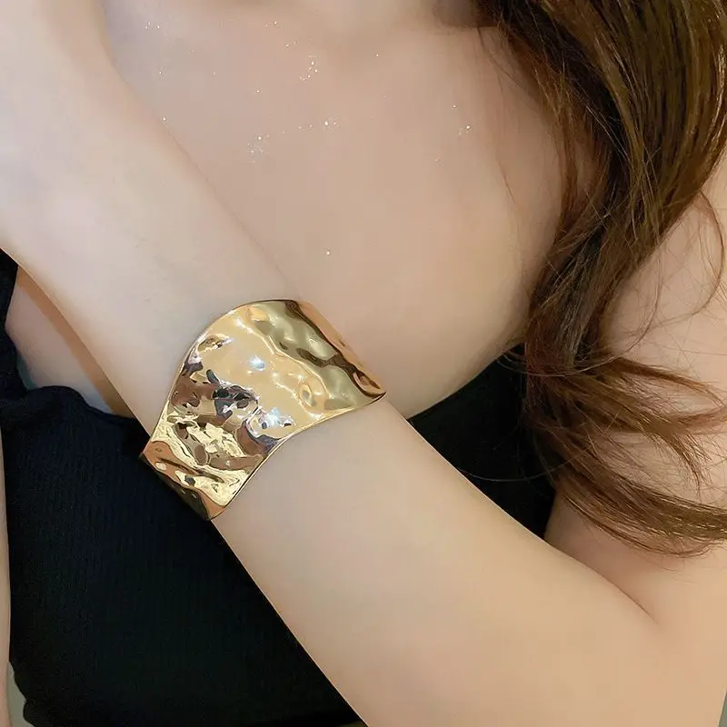 Cross-border European and American Open Arm Ring Bracelet Advanced Sense Niche Joker Bracelet Exaggerated Personality Fashion Jewelry Women Wholesale — feature 19