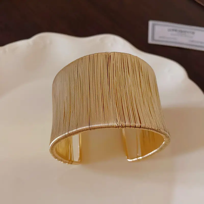 Cross-border European and American Open Arm Ring Bracelet Advanced Sense Niche Joker Bracelet Exaggerated Personality Fashion Jewelry Women Wholesale — feature 43