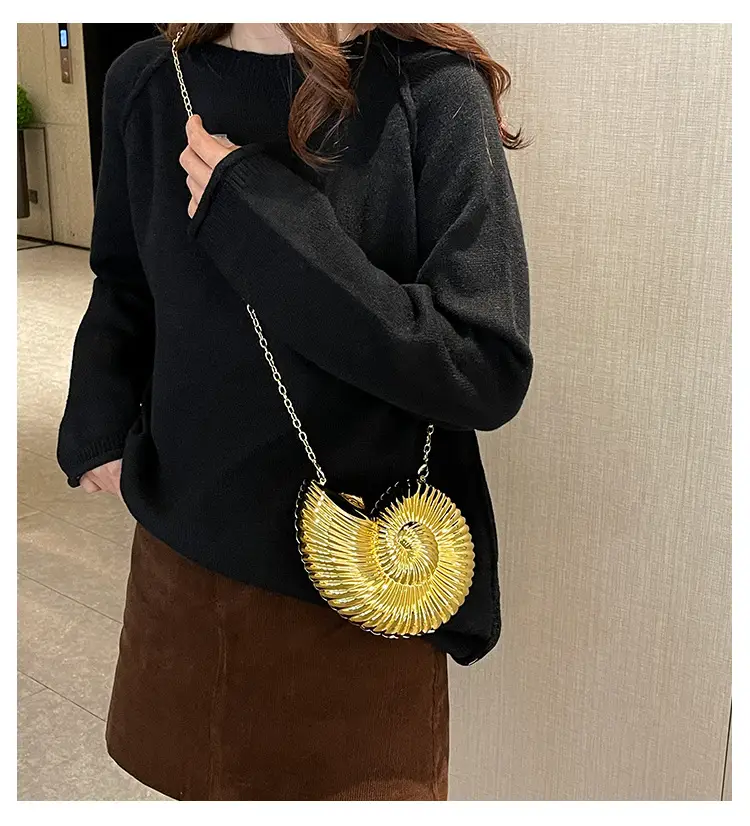 Golden Shell Crossbody Bag for Women 2024 — feature 1