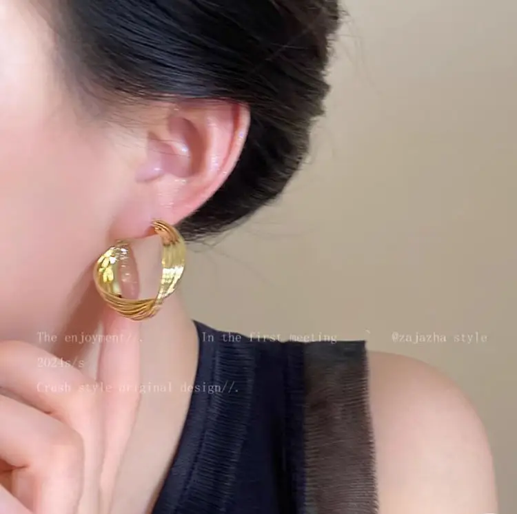 Silver Round Earrings for Women 2024 New Arrival - Image 27