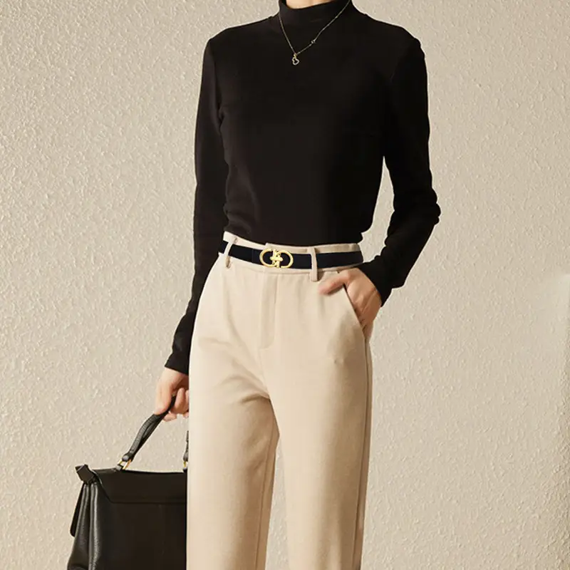 Women's White Leather Belt with Gold Buckle - Image 10