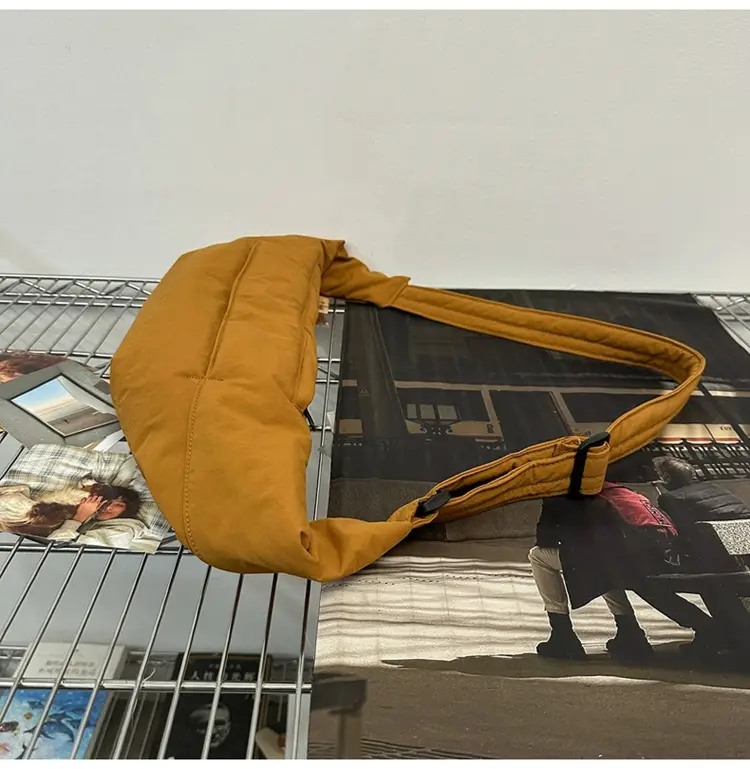 Large Capacity Japanese Style Shoulder Bag — feature 36