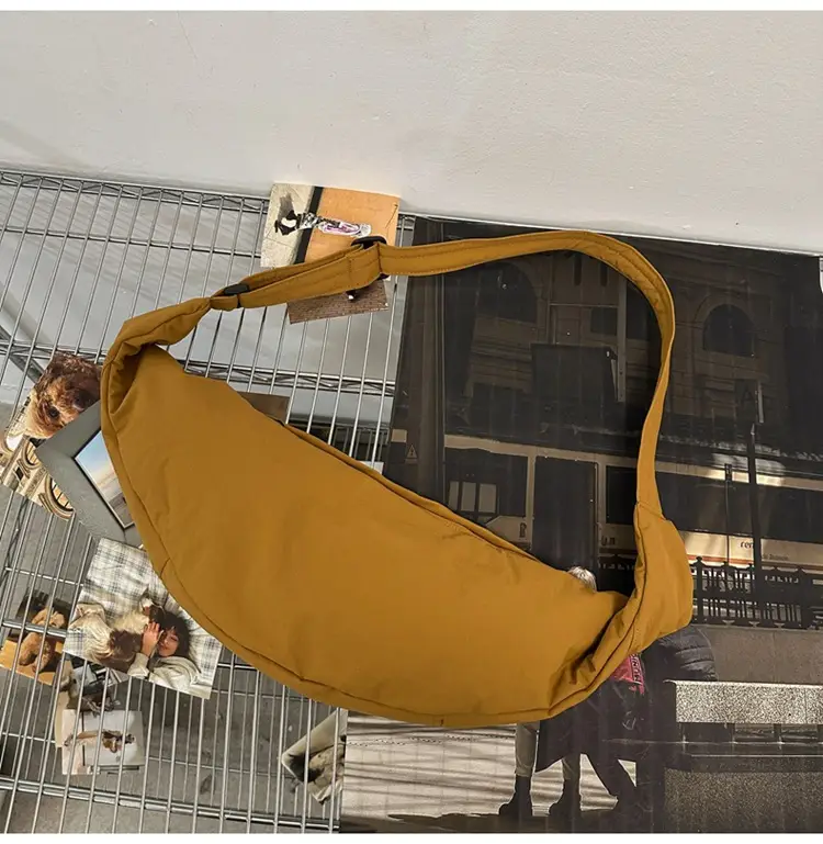 Large Capacity Japanese Style Shoulder Bag — feature 37
