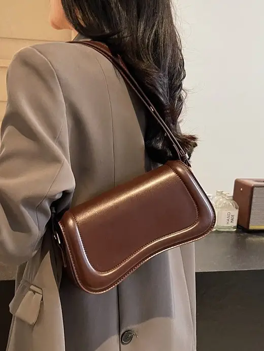 Red Square Crossbody Bag for Women 2024 - Image 4