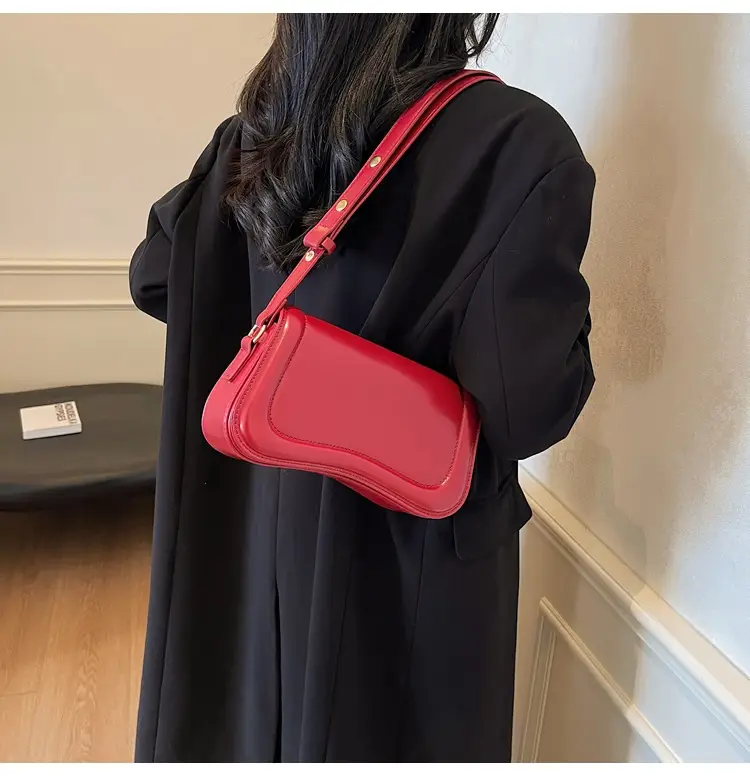 Red Square Crossbody Bag for Women 2024 — feature 17