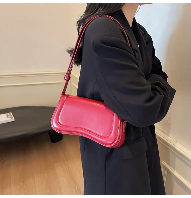 Red Square Crossbody Bag for Women 2024 — feature 18