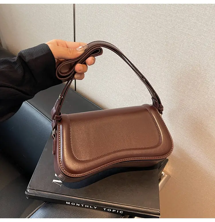 Red Square Crossbody Bag for Women 2024 — feature 22