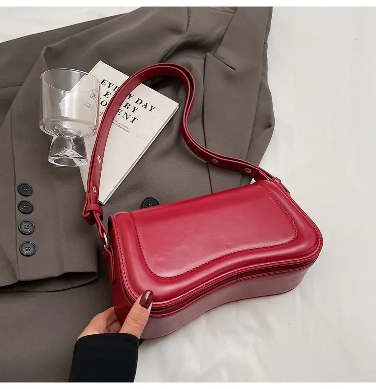 Red Square Crossbody Bag for Women 2024 — feature 26
