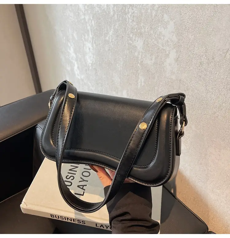 Red Square Crossbody Bag for Women 2024 — feature 27