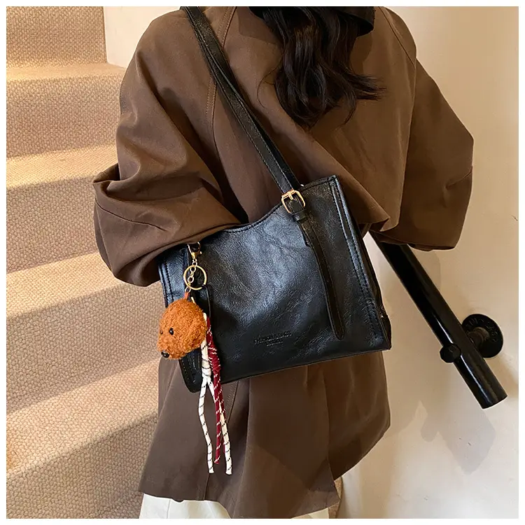 Retro Underarm Bag Women Brown 2024 — feature 31