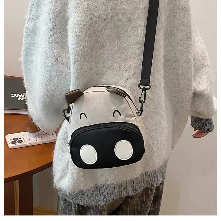 Cute Pig Design Shoulder Crossbody Bag for Women — feature 40