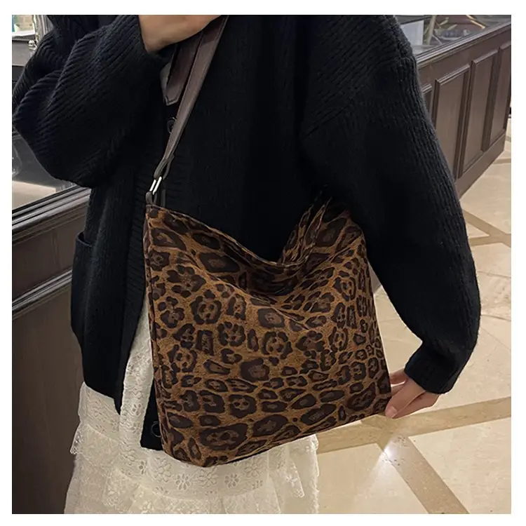 Leopard Print Large Shoulder Bag Women 2024 — feature 17