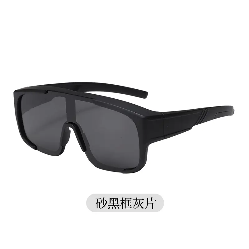 Ultra-Light Polarized Sunglasses for Women - Image 2