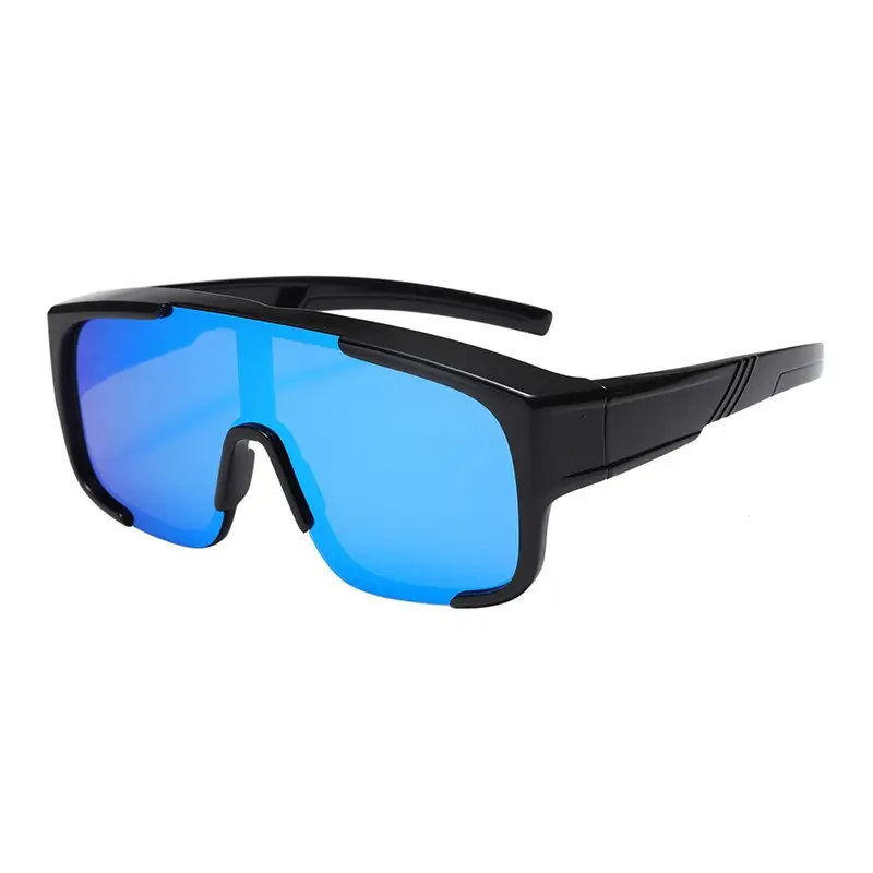 Ultra-Light Polarized Sunglasses for Women - Image 4