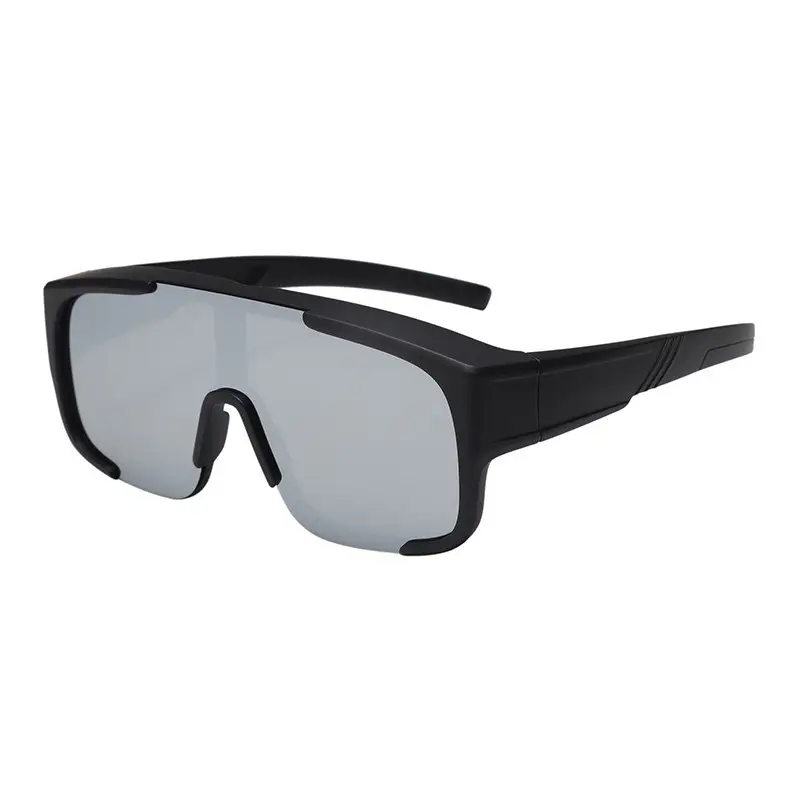 Ultra-Light Polarized Sunglasses for Women - Image 7