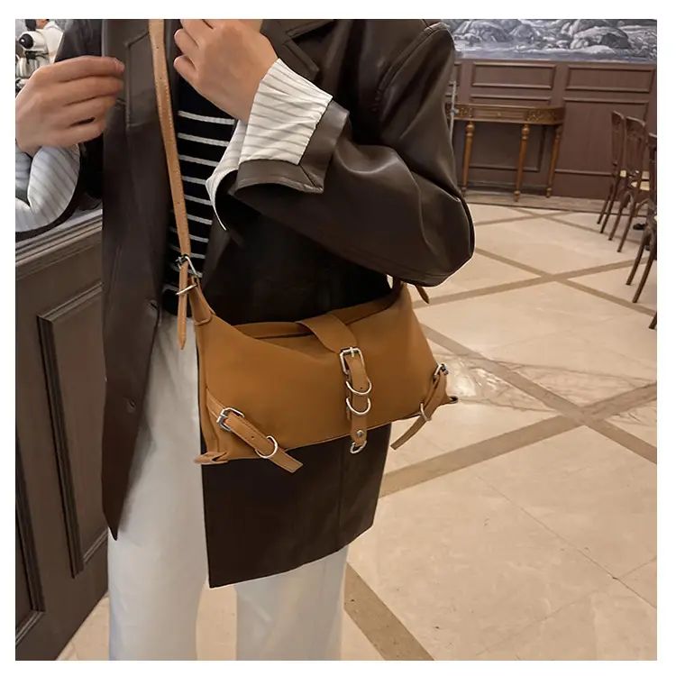 Black French Niche Shoulder Bag for Women — feature 15
