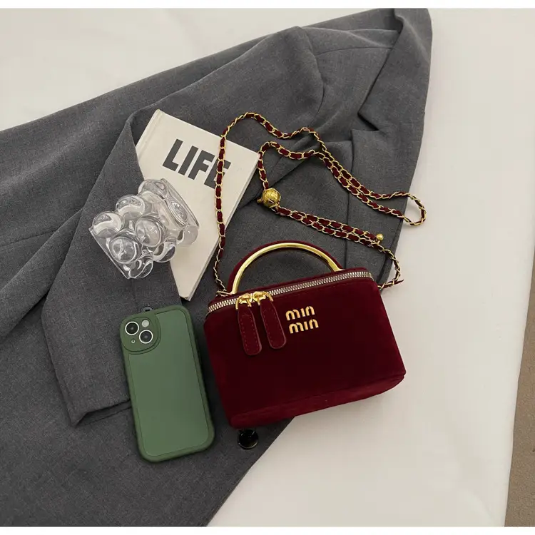 Women's Brown PU Leather Crossbody Bag with Chain Strap — feature 45