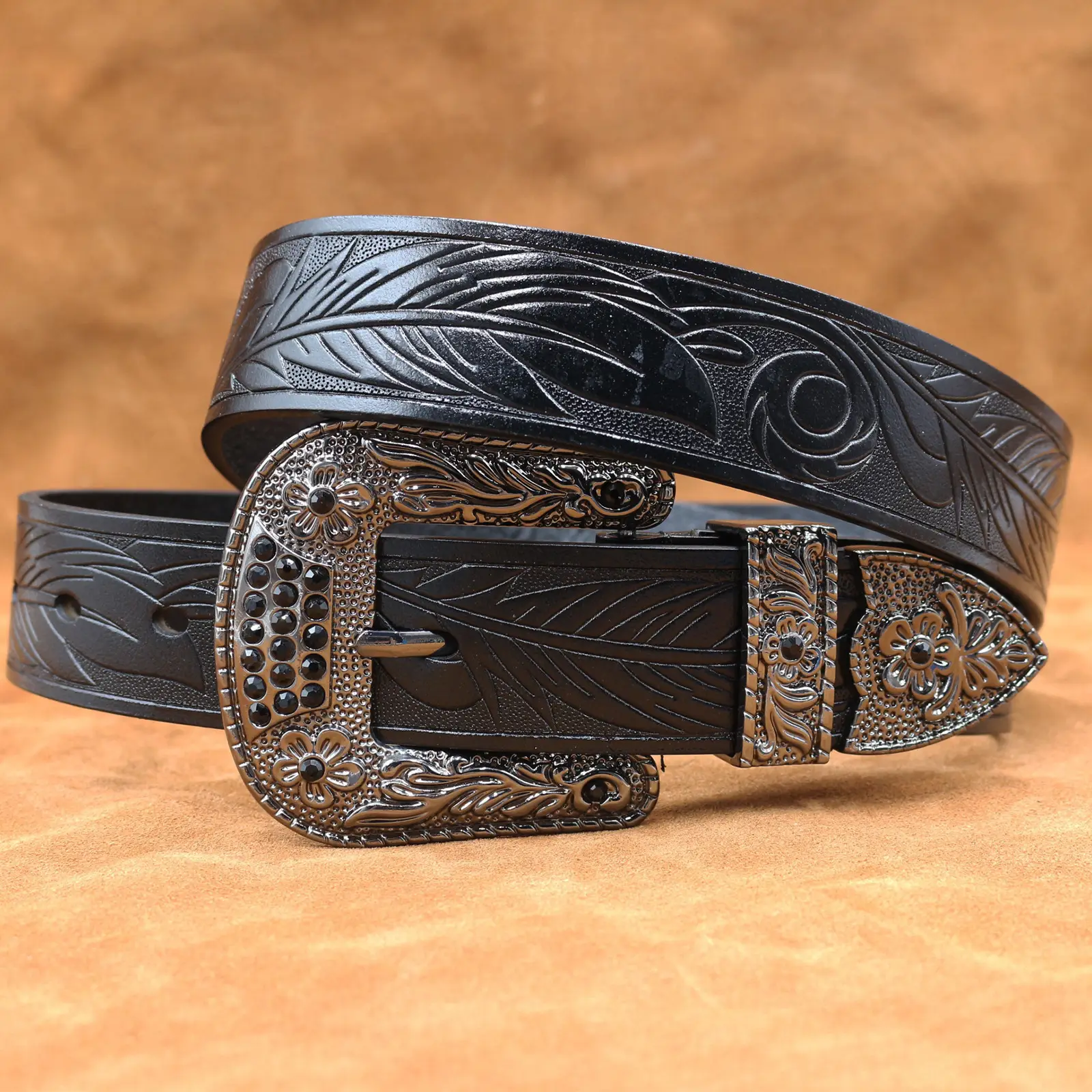 New Style Western Buckle Belt with Red Stones — feature 11
